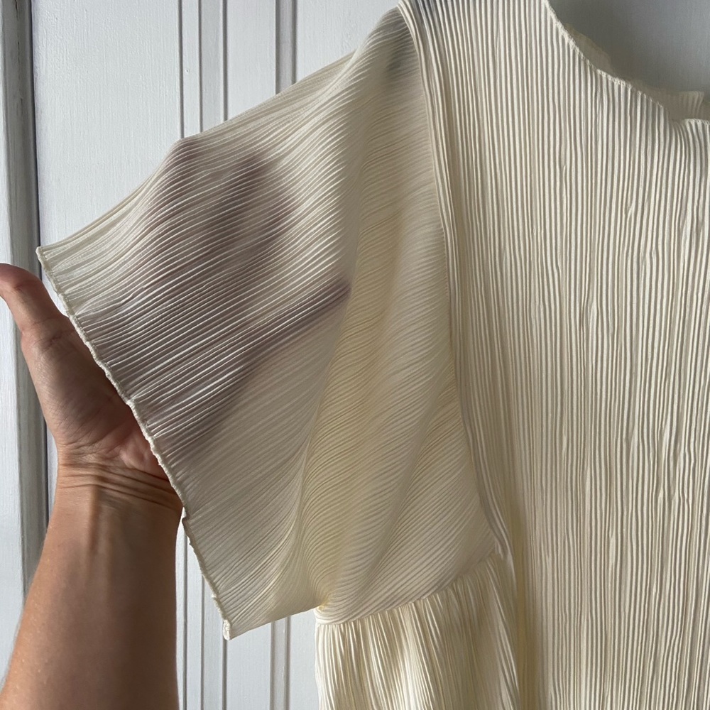 Texture & Thread Micropleat Flutter Sleeve Top - image 3